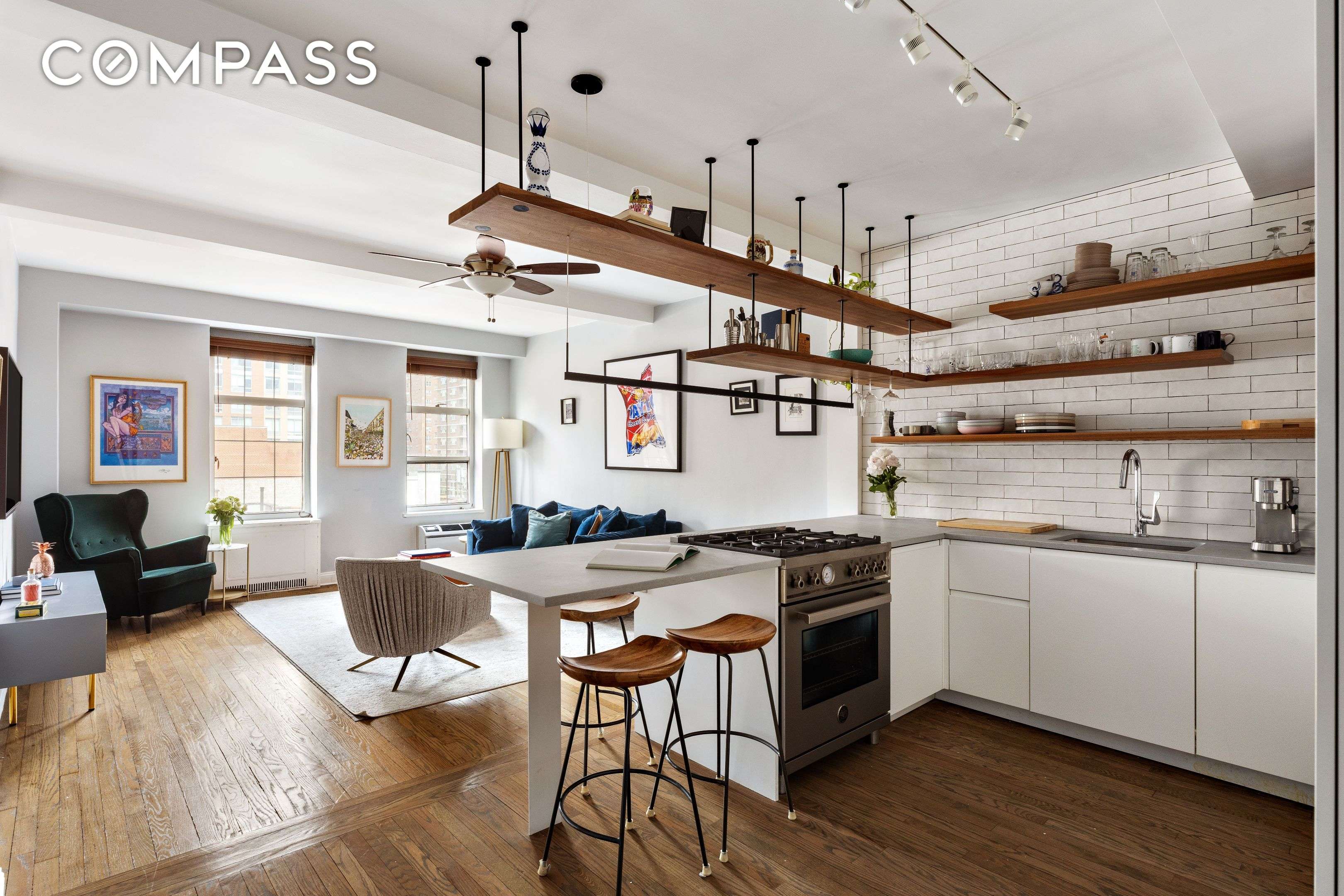 Manhattan, NY 10011,410 W 24th Street #9K