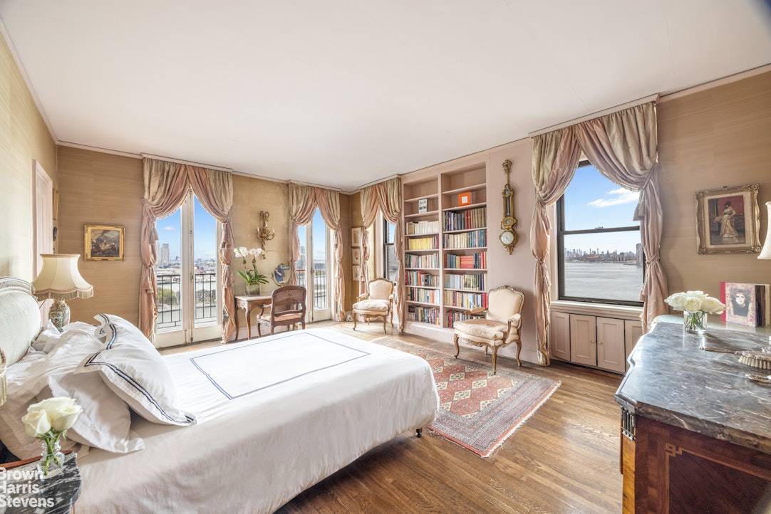 Manhattan, NY 10022,450 E 52ND Street #12THFLOOR