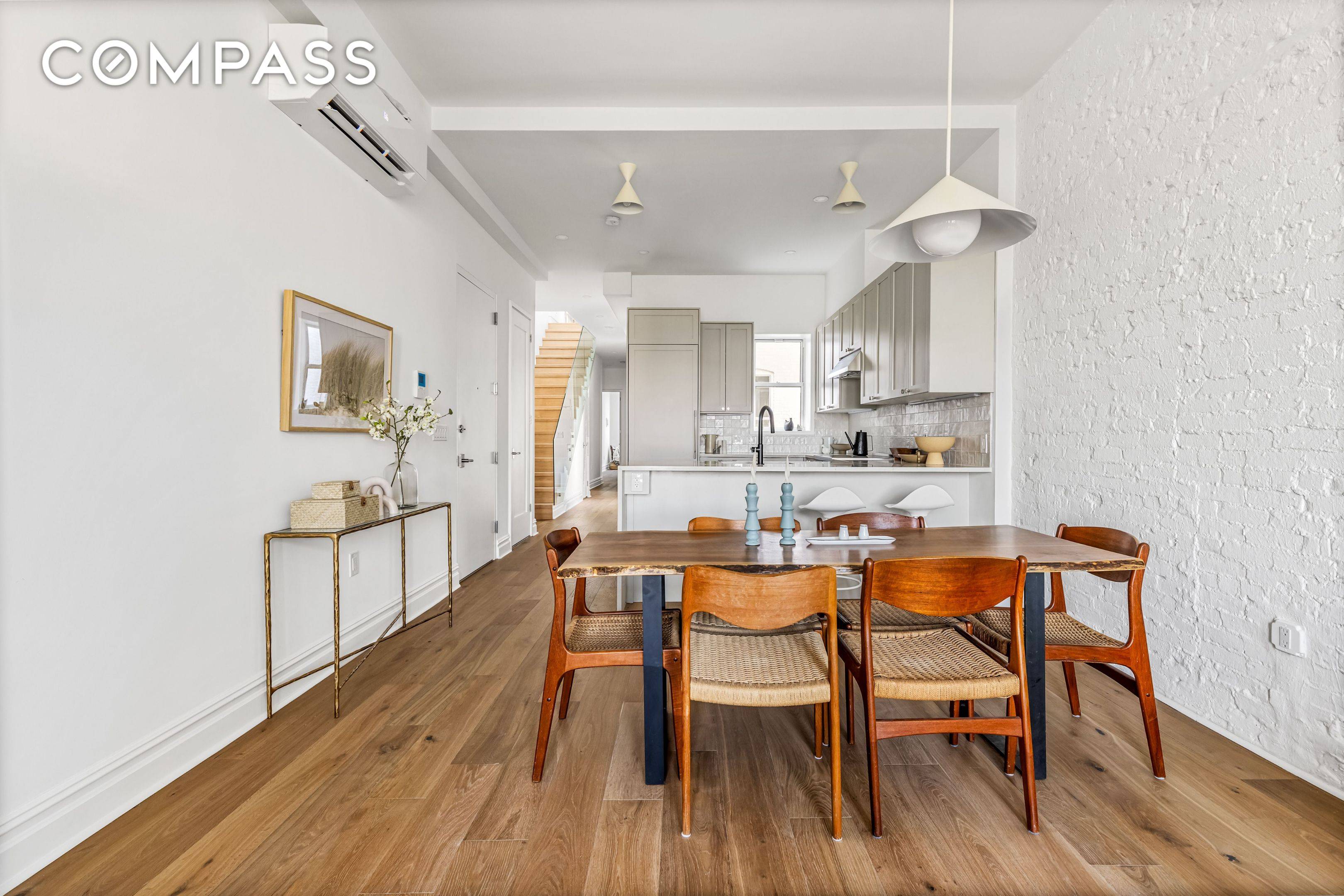 Brooklyn, NY 11216,744 Park Place #4A