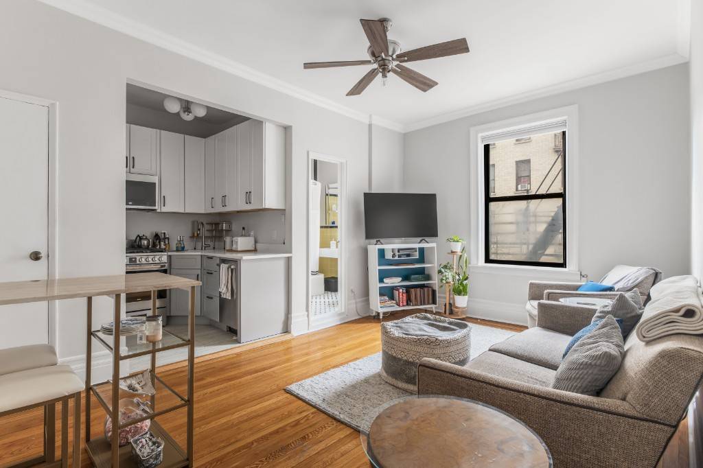 Manhattan, NY 10033,804 W 180th Street #37