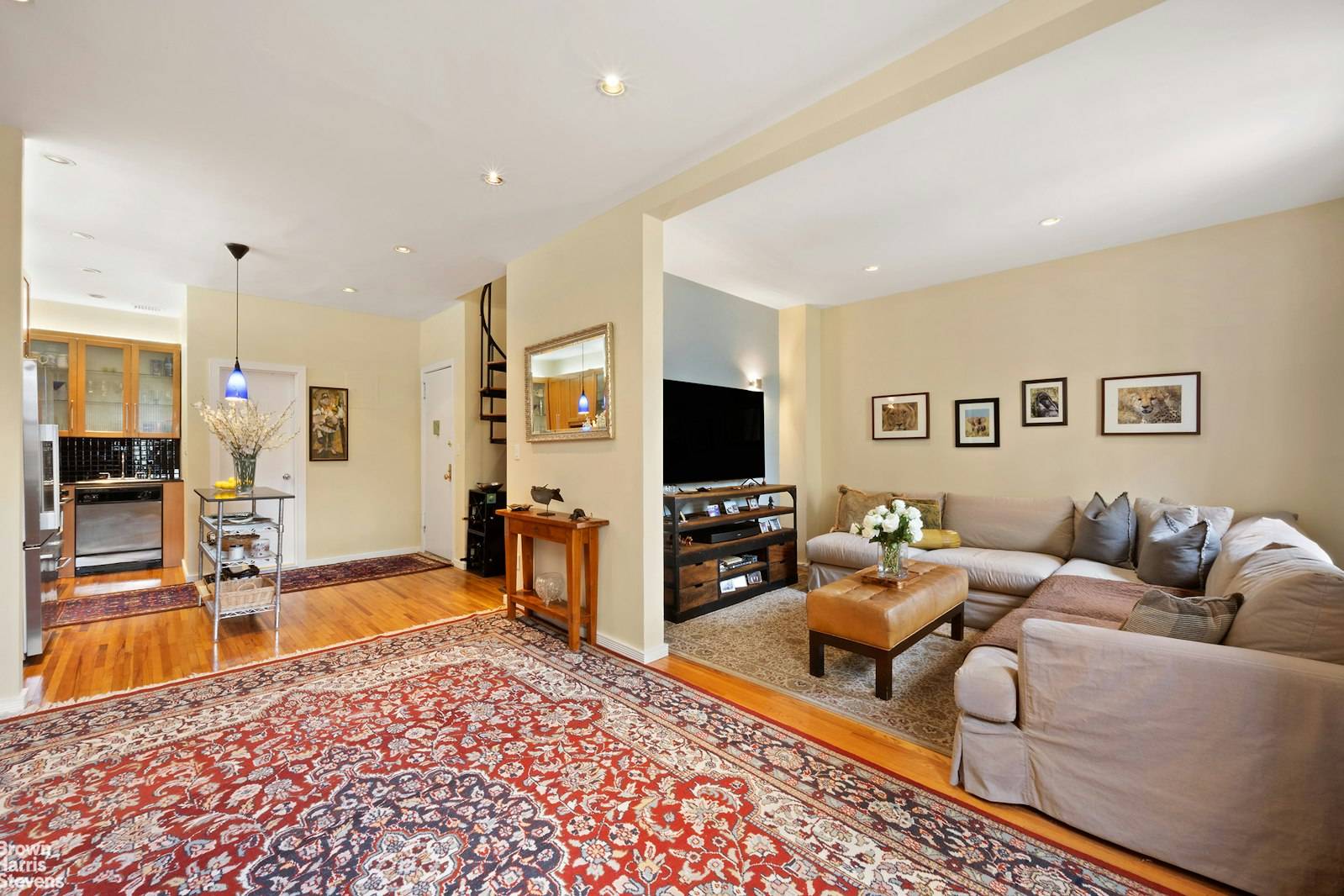 Manhattan, NY 10024,55 W 83RD Street #5D