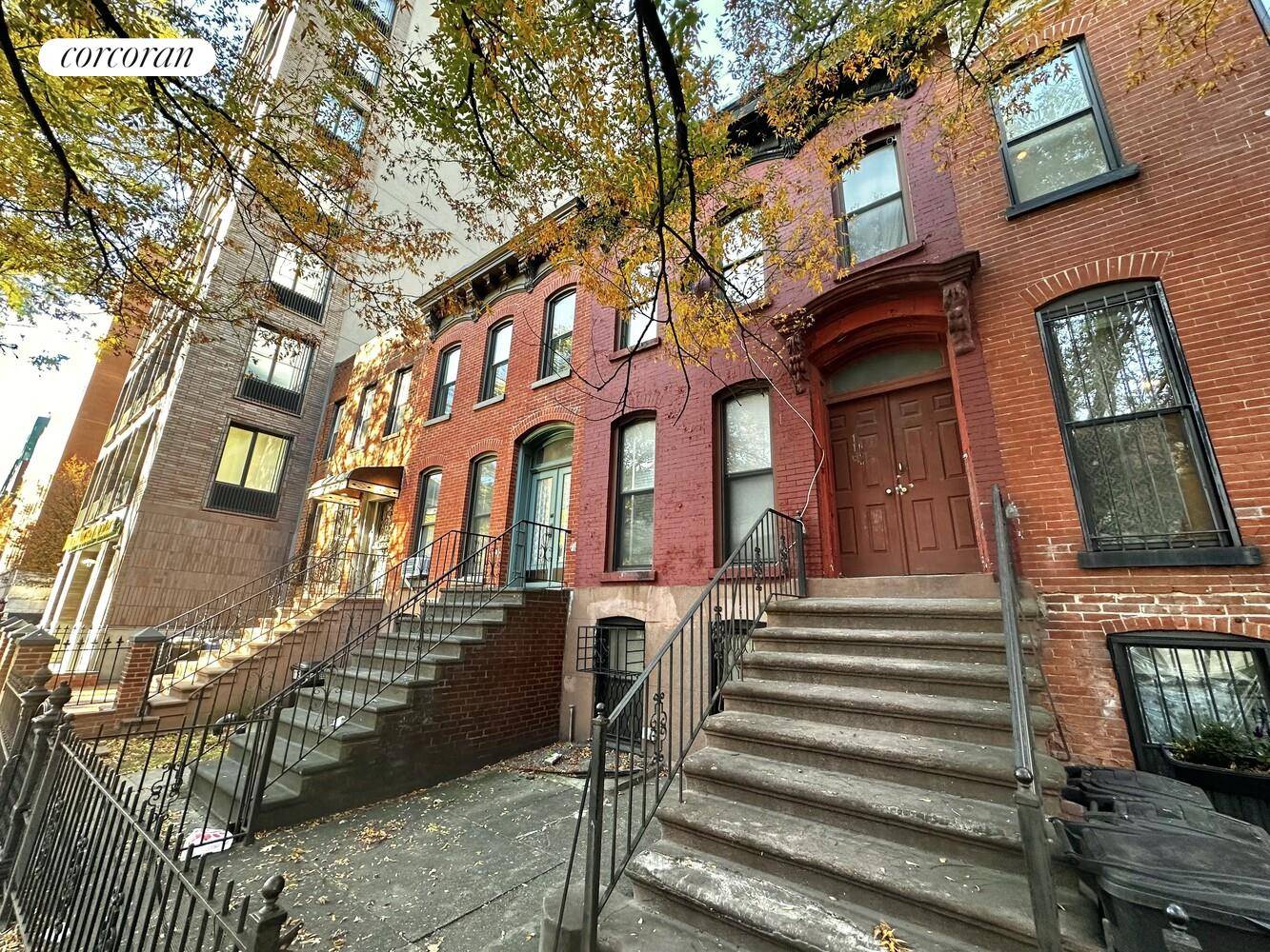 Brooklyn, NY 11217,116 4TH Avenue