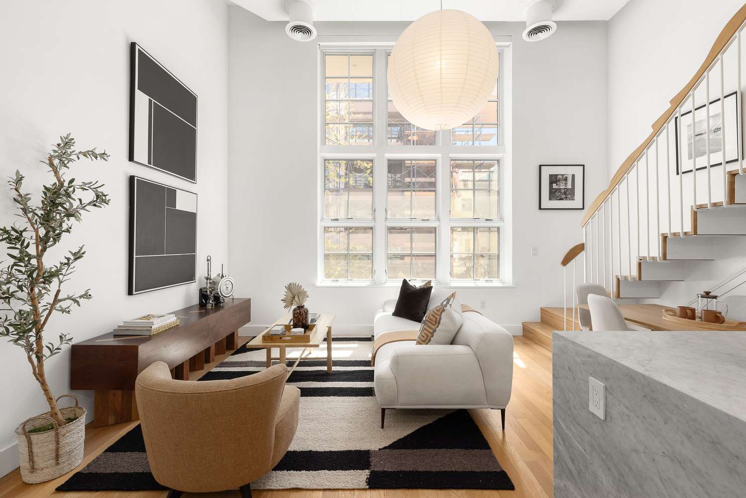 Brooklyn, NY 11217,340 DEAN Street #2B