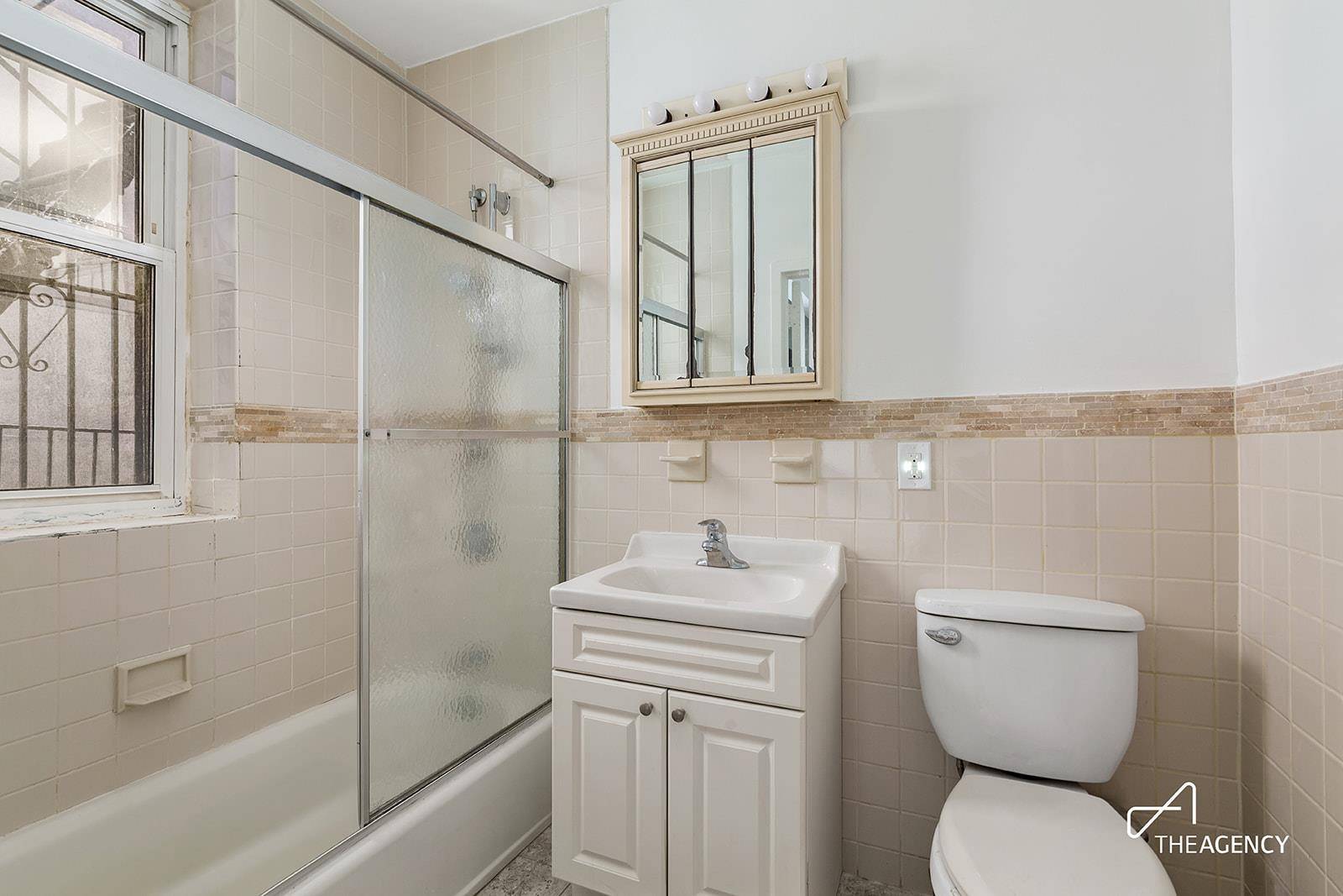 Brooklyn, NY 11249,111 S 3RD Street #1A