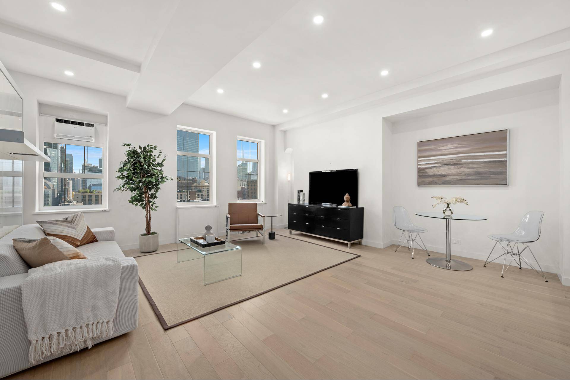 Manhattan, NY 10011,470 W 24TH Street #19C