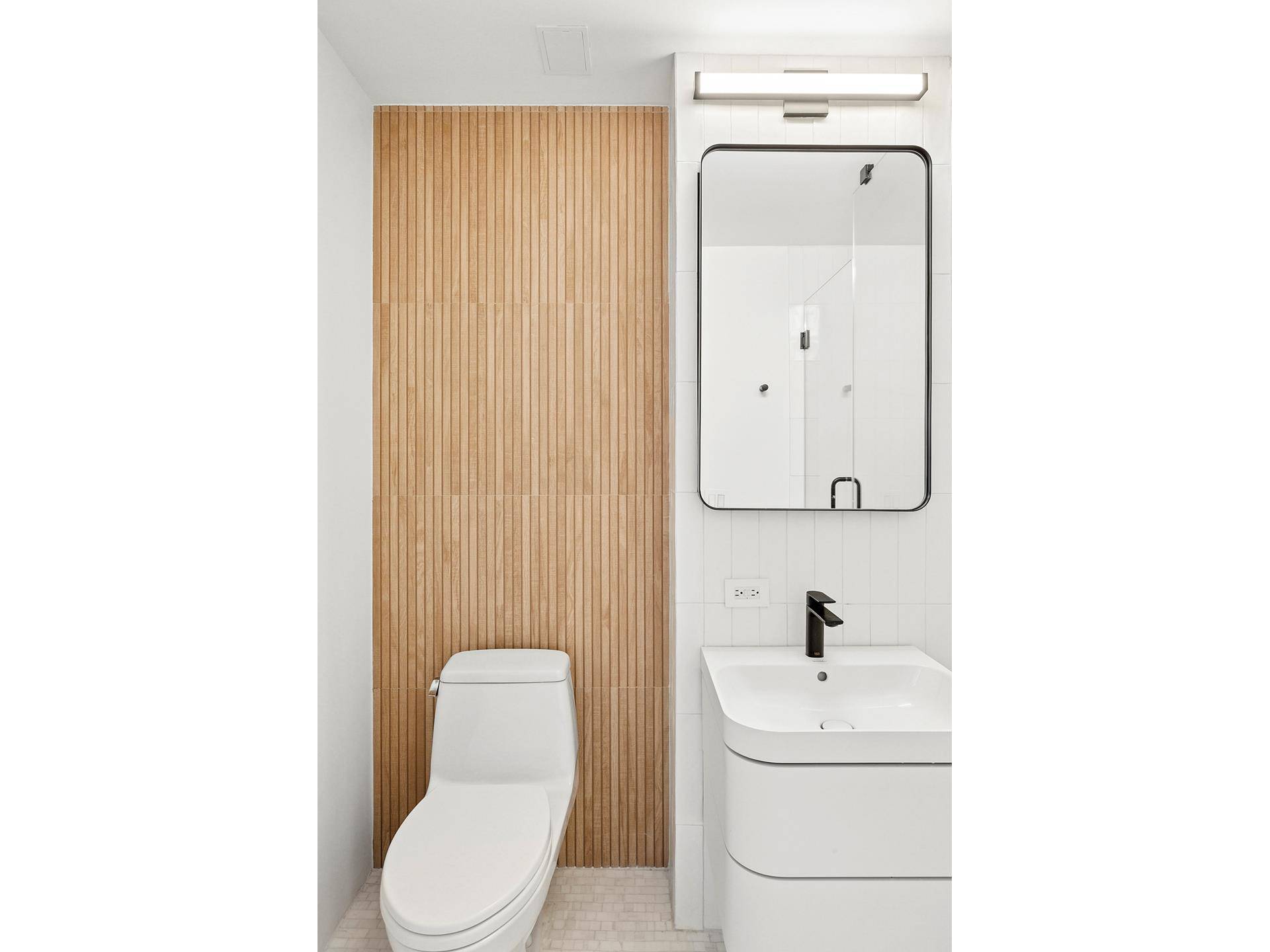 Manhattan, NY 10019,432 W 52ND Street #2B