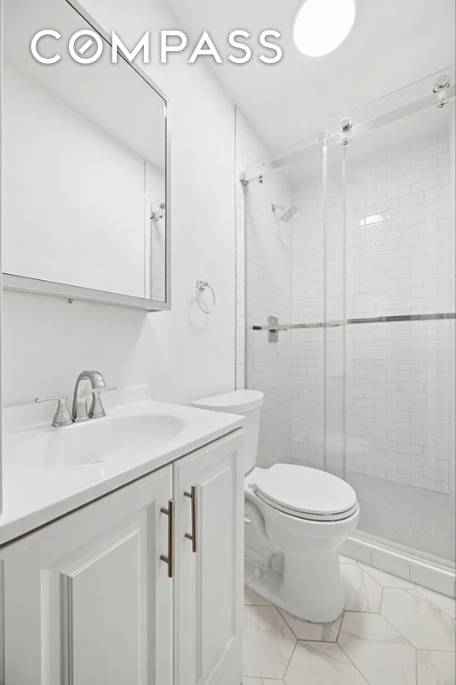 Manhattan, NY 10024,132 W 80th Street #4R