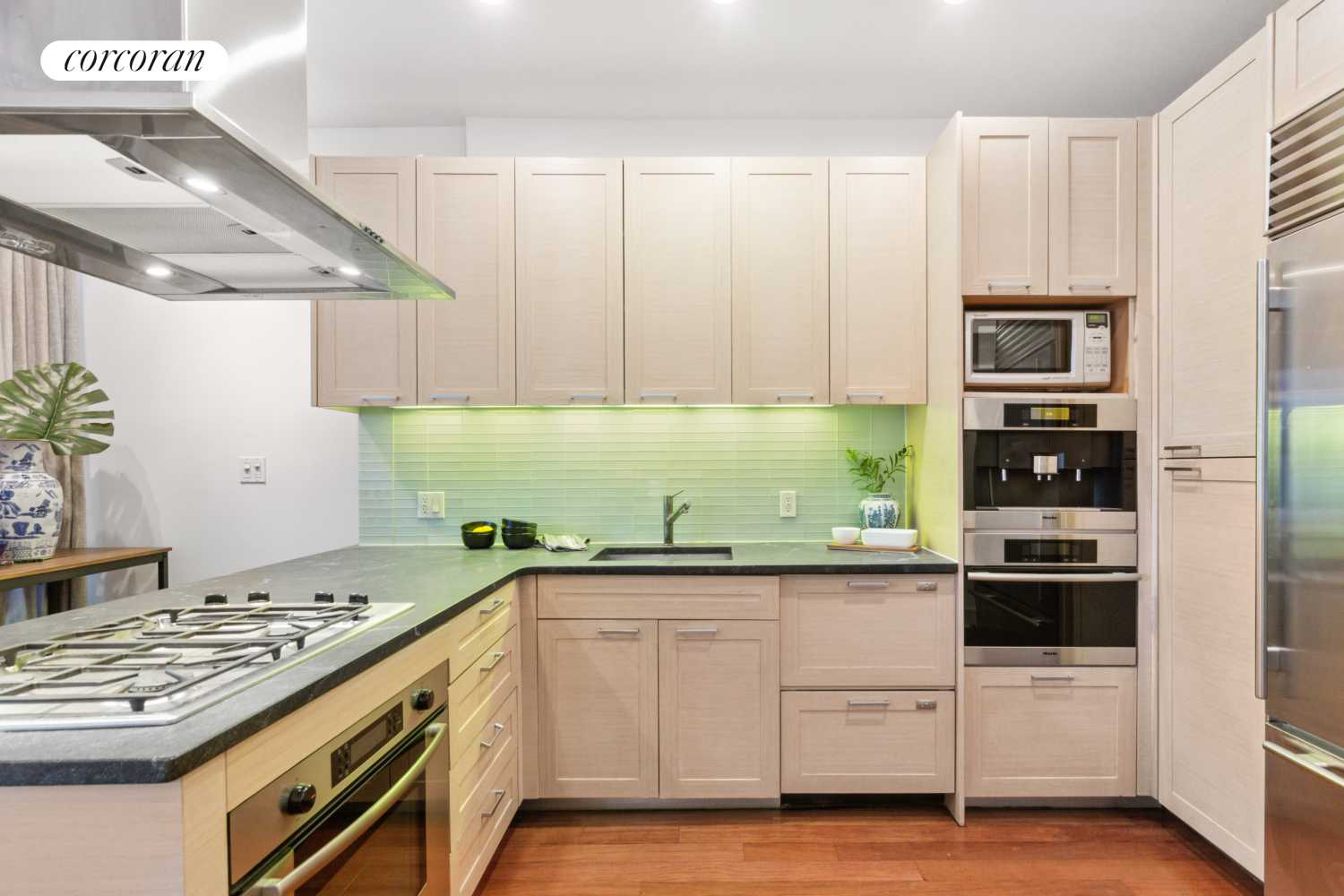 Manhattan, NY 10022,345 E 50TH Street #5A