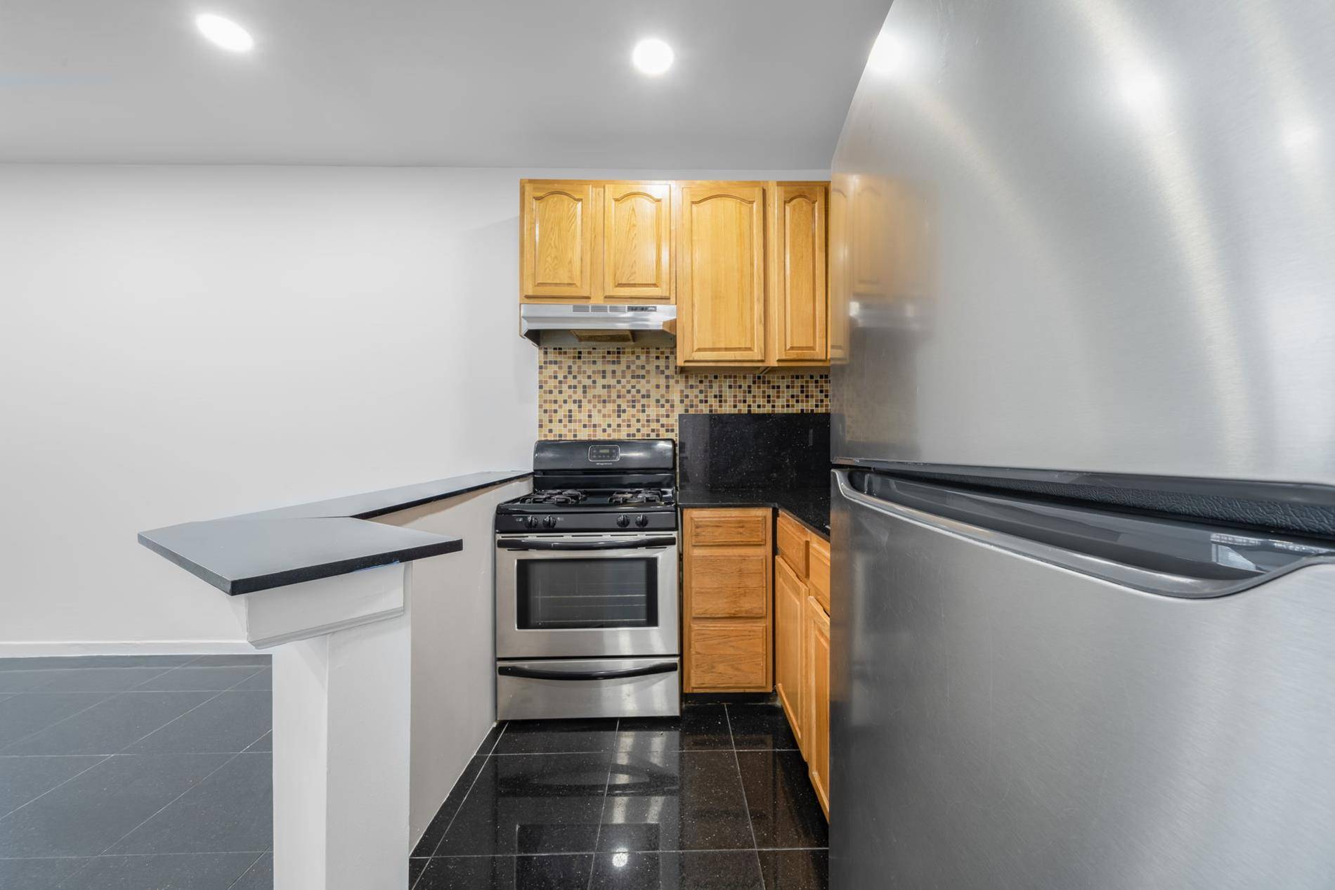 Brooklyn, NY 11209,7002 Ridge Boulevard #E-14