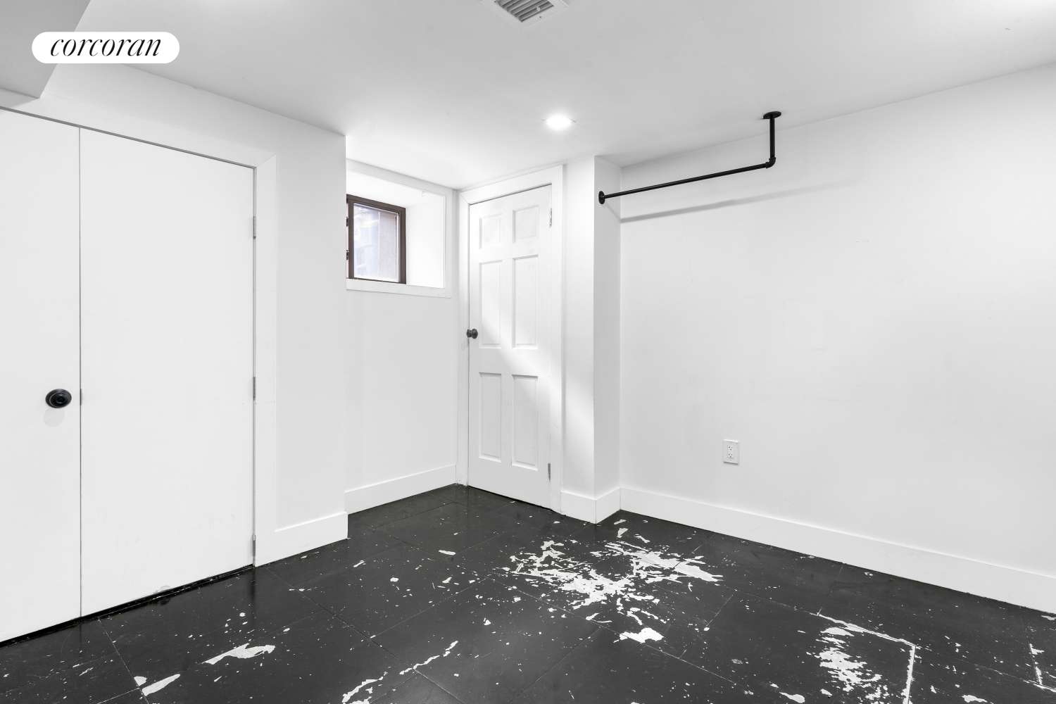Brooklyn, NY 11207,297 HINSDALE Street #1