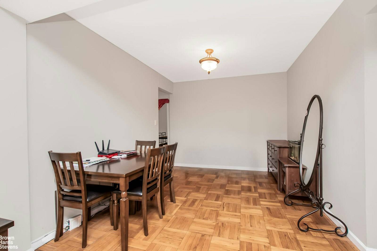 Bronx, NY 10471,5601 RIVERDALE Avenue #7B