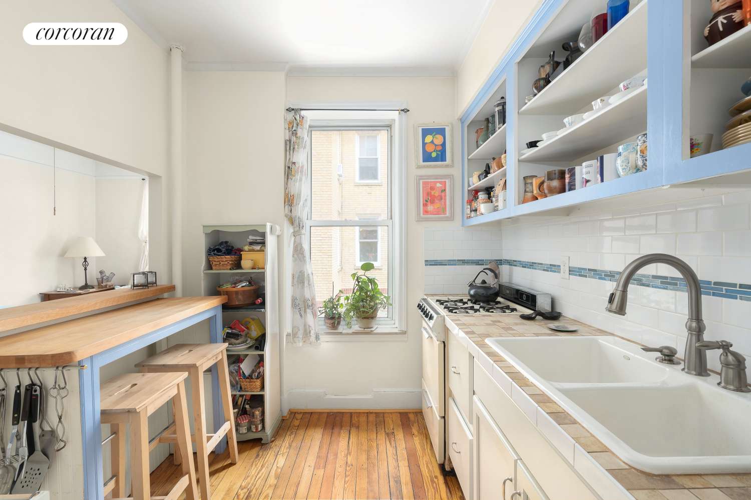 Brooklyn, NY 11232,683 41ST Street #20