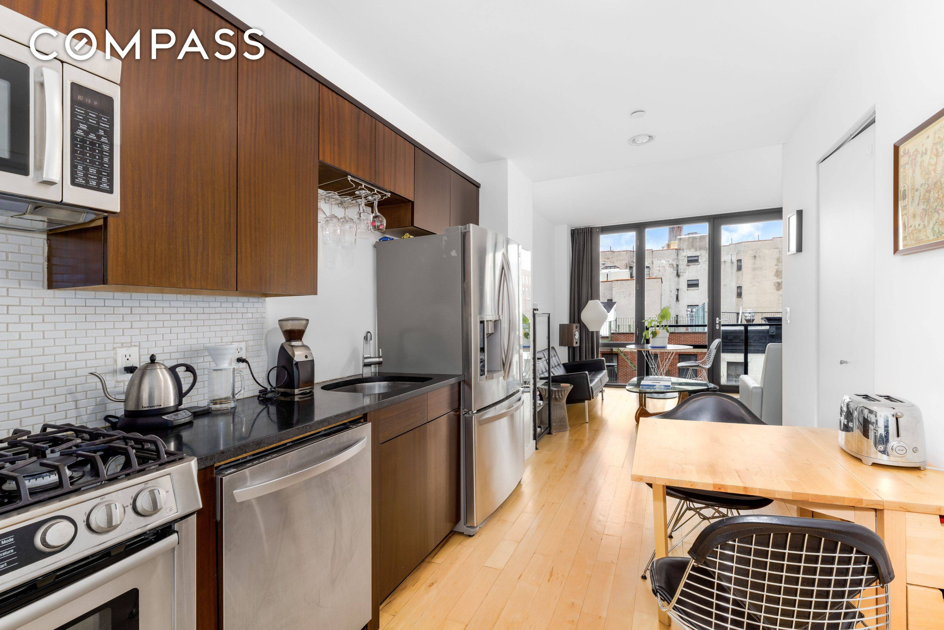 Manhattan, NY 10009,215 Ave B #5C