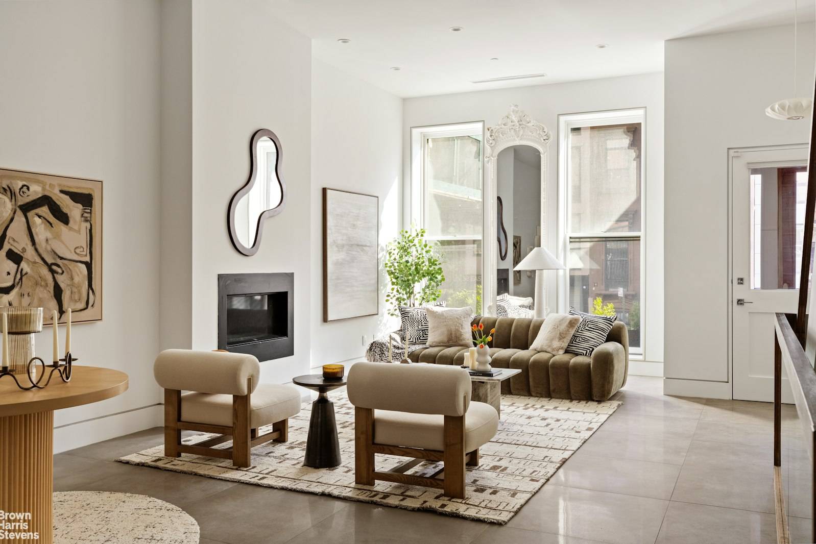 Manhattan, NY 10035,49 E 126TH Street