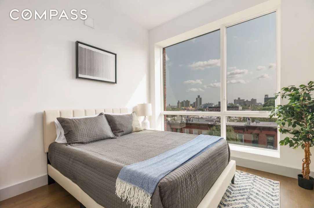 Brooklyn, NY 11233,1325 Herkimer Street #304