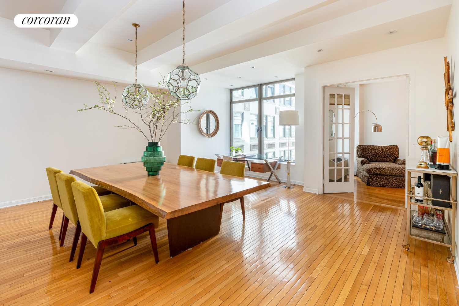 Manhattan, NY 10001,252 7TH Avenue #8A