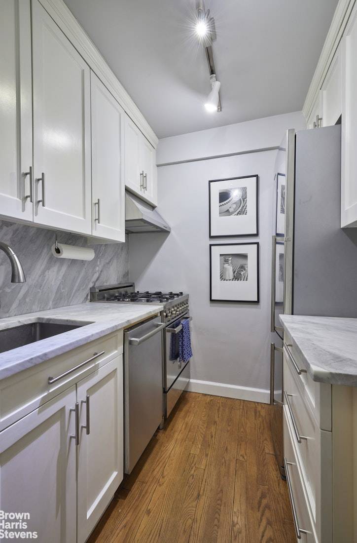 Manhattan, NY 10128,309 E 87TH Street #20