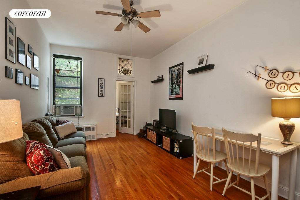 Manhattan, NY 10023,103 W 74TH Street #2R