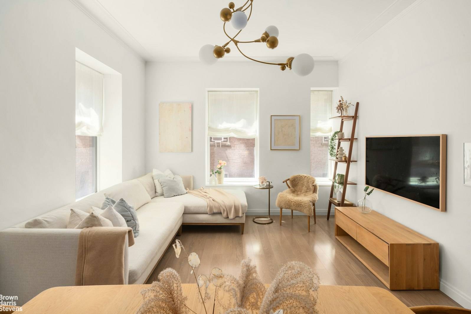 Manhattan, NY 10023,350 W 71ST Street #2F