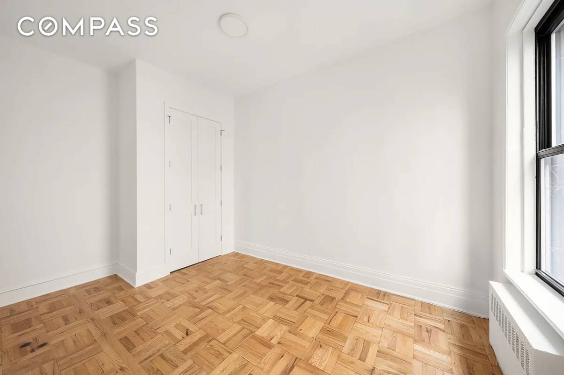 Manhattan, NY 10024,130 W 80th Street #5R