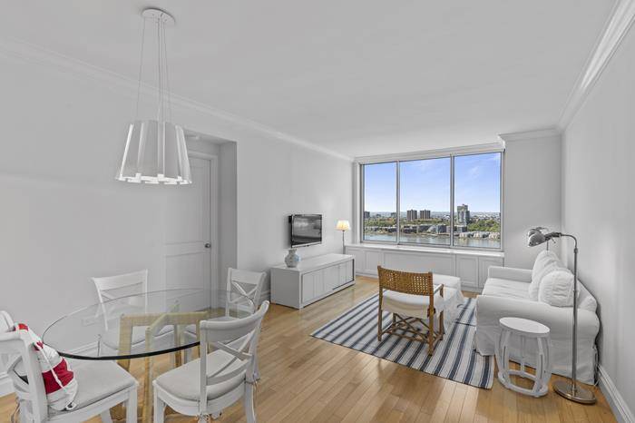Manhattan, NY 10069,200 Riverside Boulevard #30-B