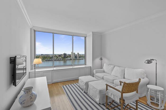 Manhattan, NY 10069,200 Riverside Boulevard #30-B