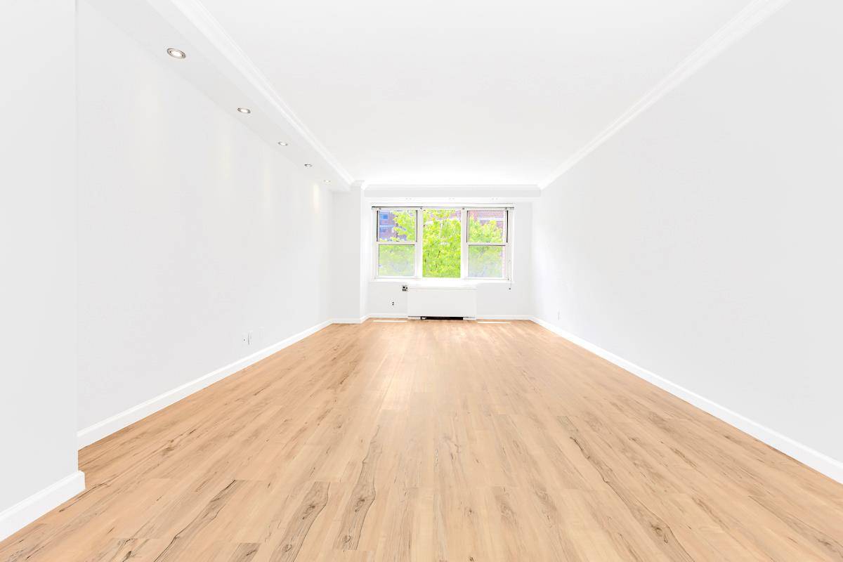 Manhattan, NY 10010,305 E 24th Street #3-T