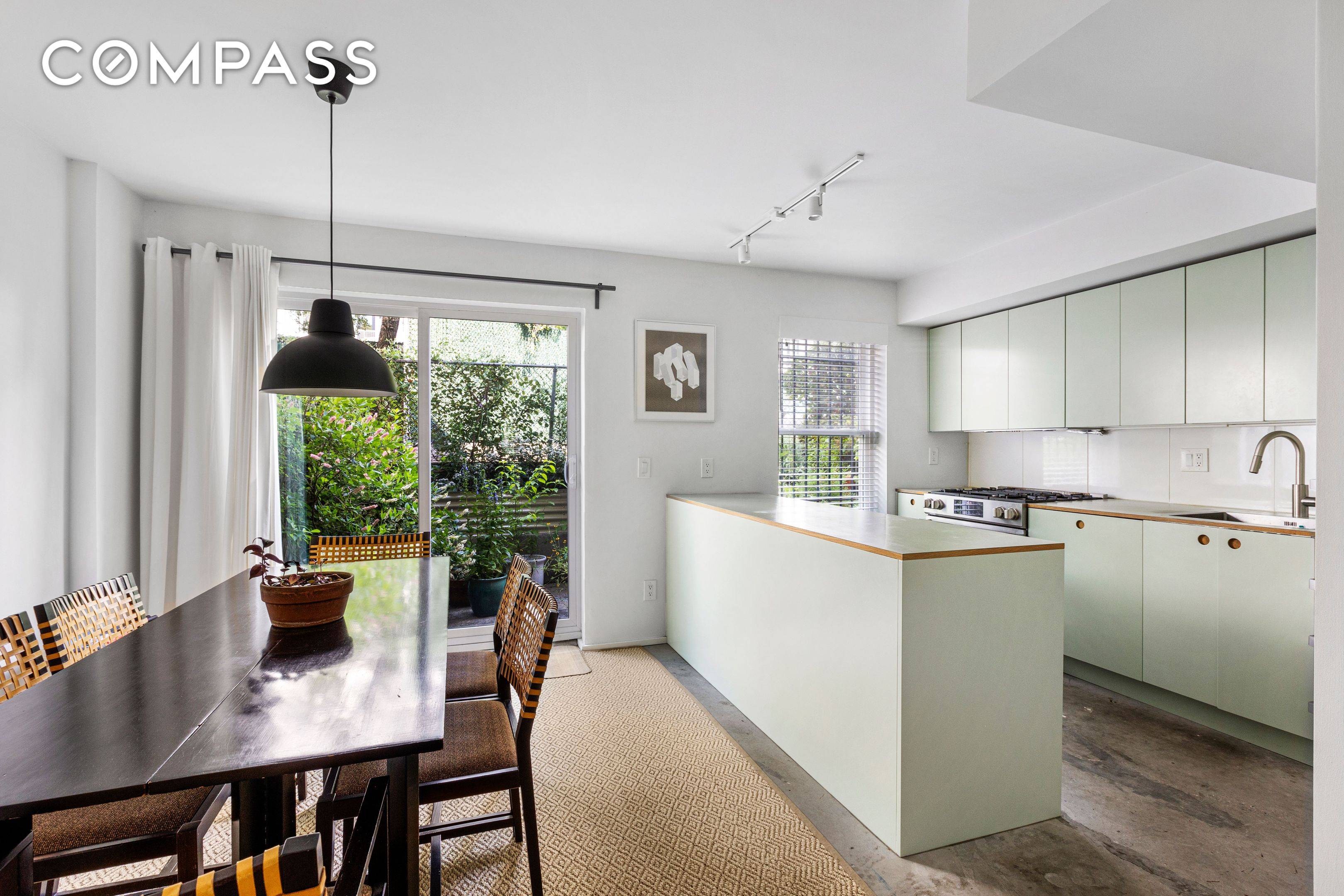 Brooklyn, NY 11238,329 Grand Avenue #B