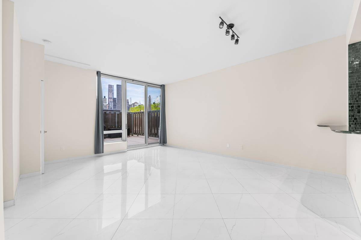 Queens, NY 11109,46-30 Center Boulevard #210