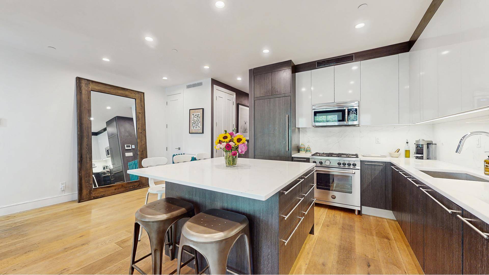 Brooklyn, NY 11231,40 HUNTINGTON Street #3C