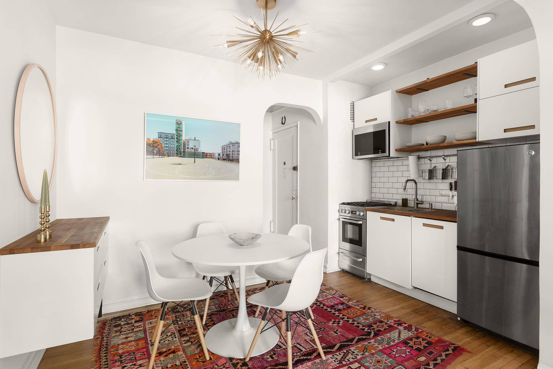 Brooklyn, NY 11238,360 CLINTON Avenue #4M