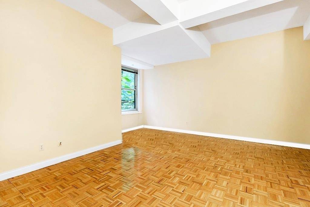 Manhattan, NY 10006,88 GREENWICH Street #527
