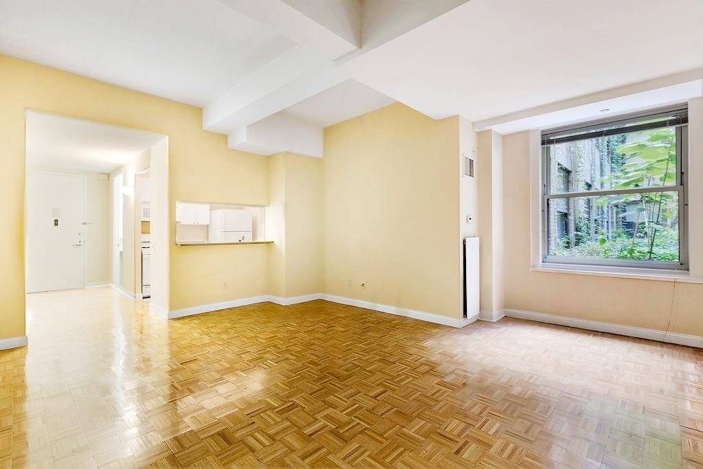 Manhattan, NY 10006,88 GREENWICH Street #527