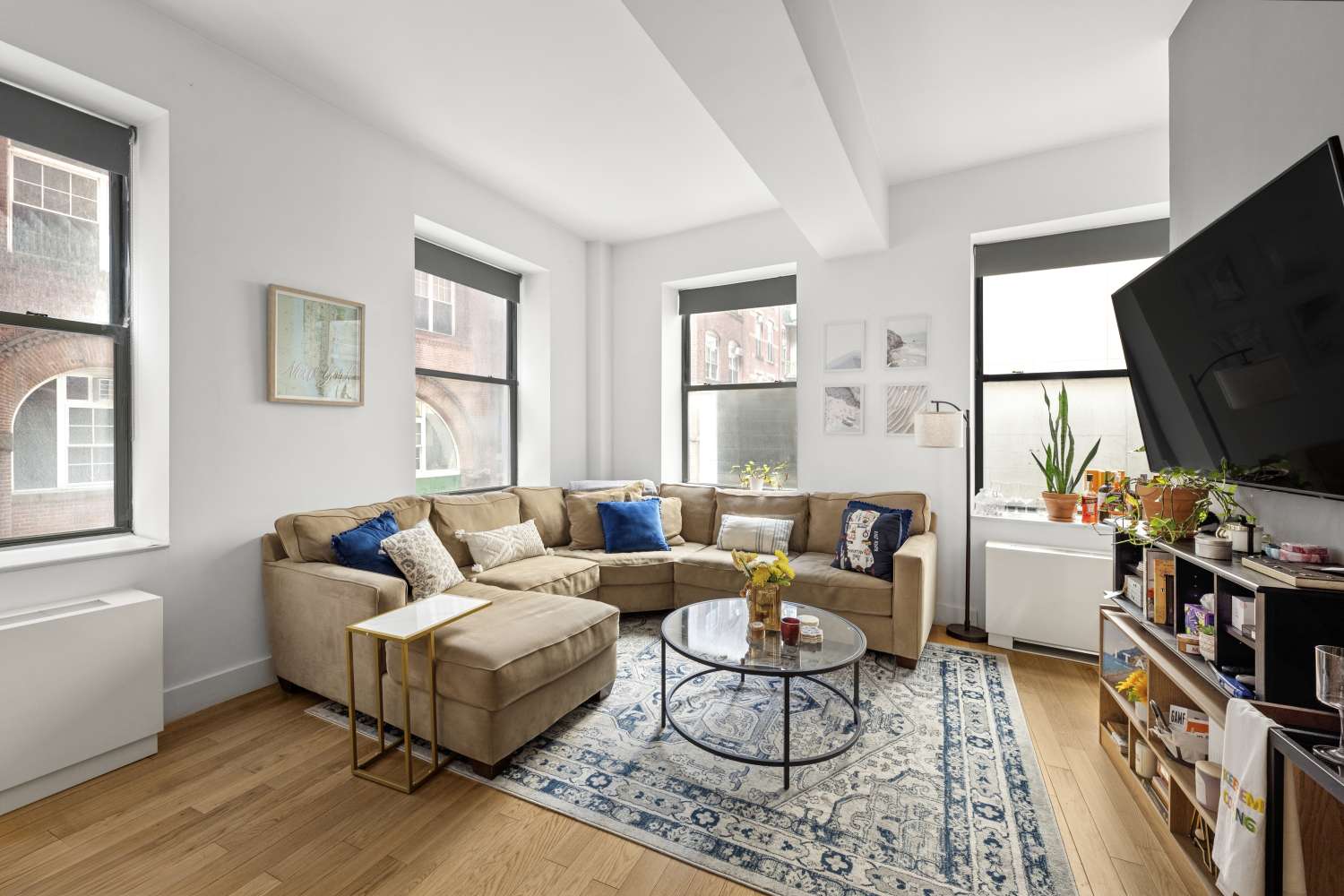 Manhattan, NY 10038,99 JOHN Street #205