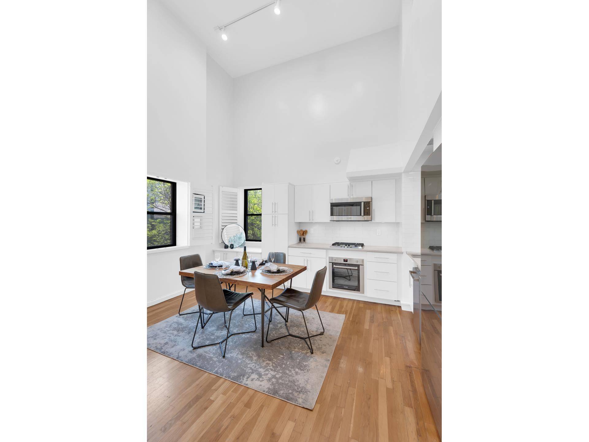 Manhattan, NY 10003,302 E 19TH Street #3B