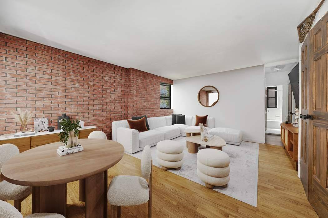 Manhattan, NY 10011,12 W 9th Street #5C