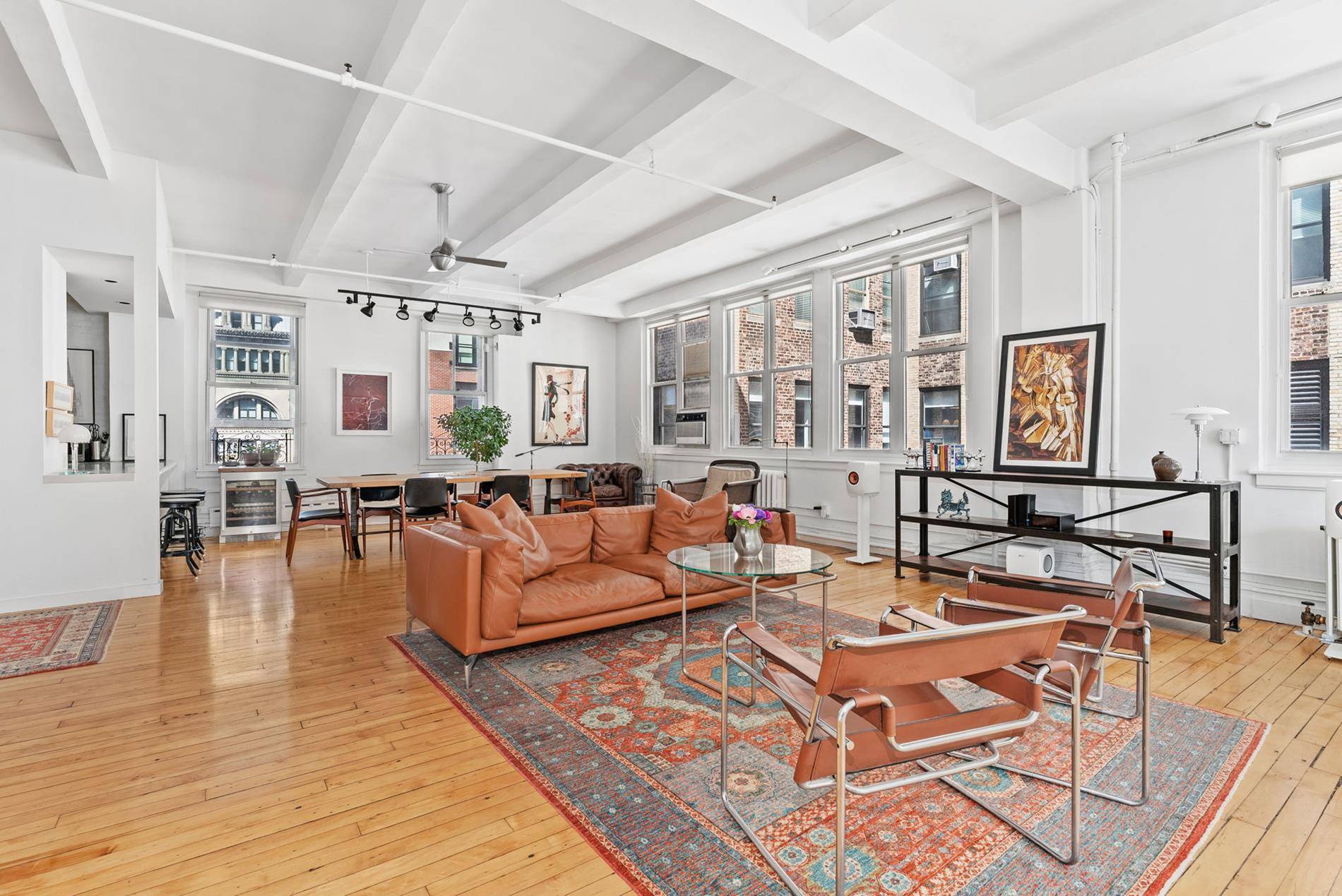 Manhattan, NY 10003,7 E 20th Street #11-R
