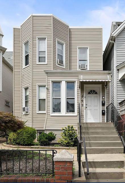 Brooklyn, NY 11209,265 93RD Street #1
