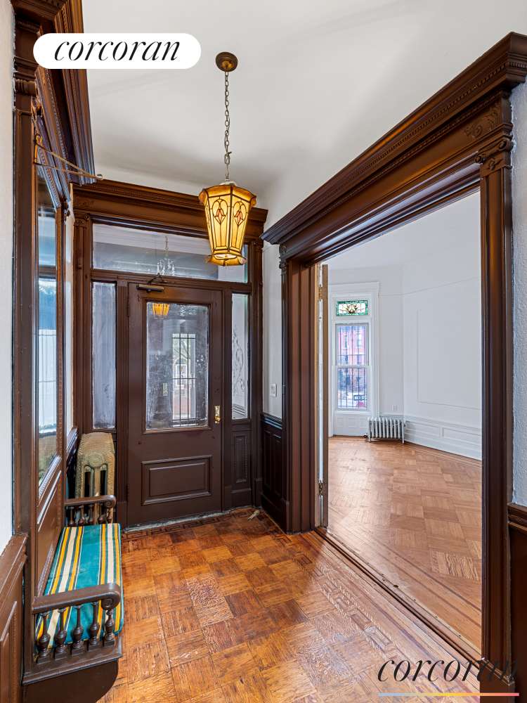 Brooklyn, NY 11233,75 BAINBRIDGE Street