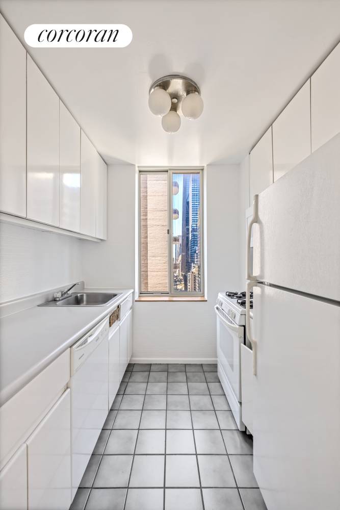 Manhattan, NY 10017,236 E 47TH Street #24E