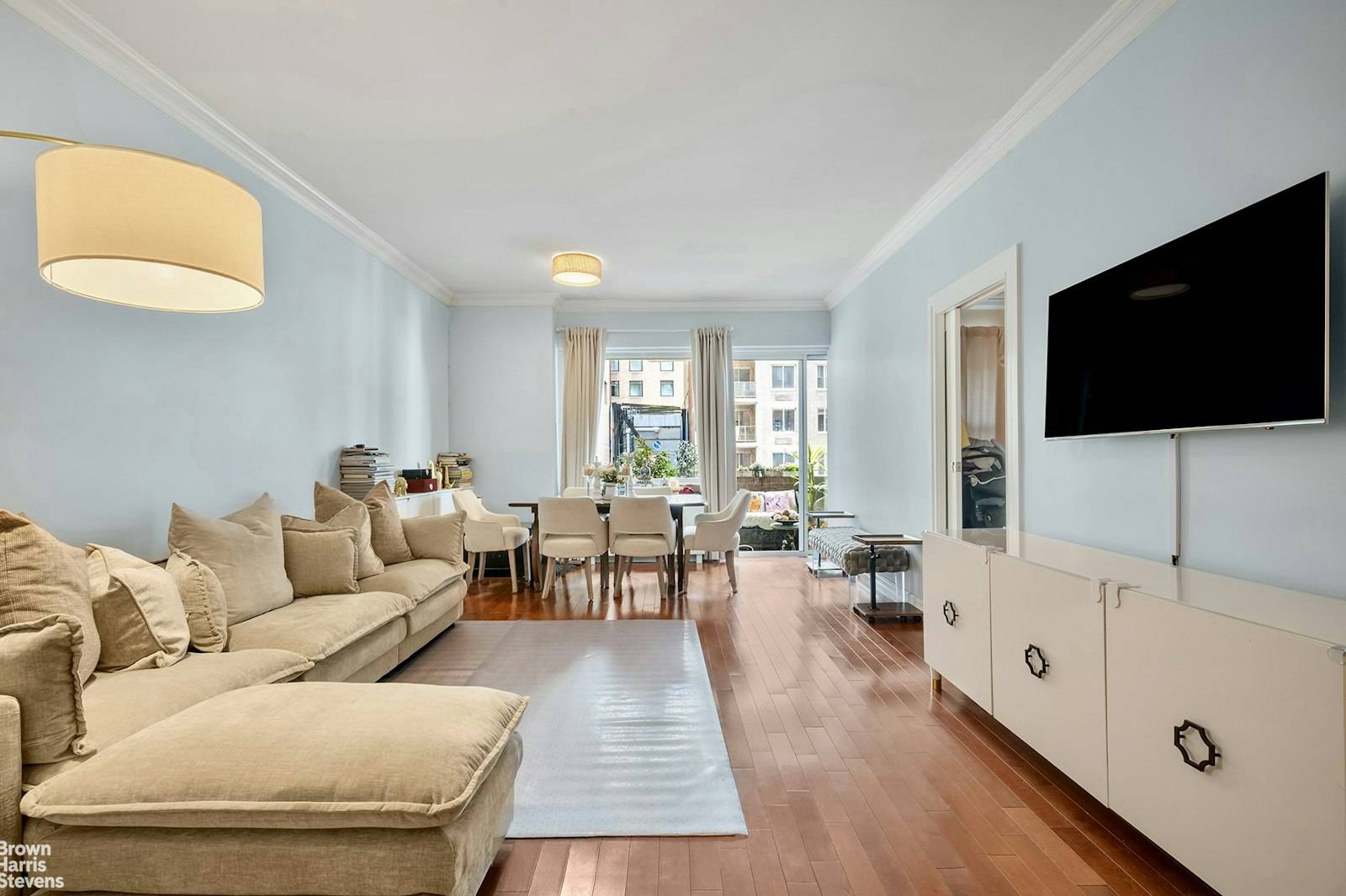 Manhattan, NY 10019,58 W 58TH Street #5A
