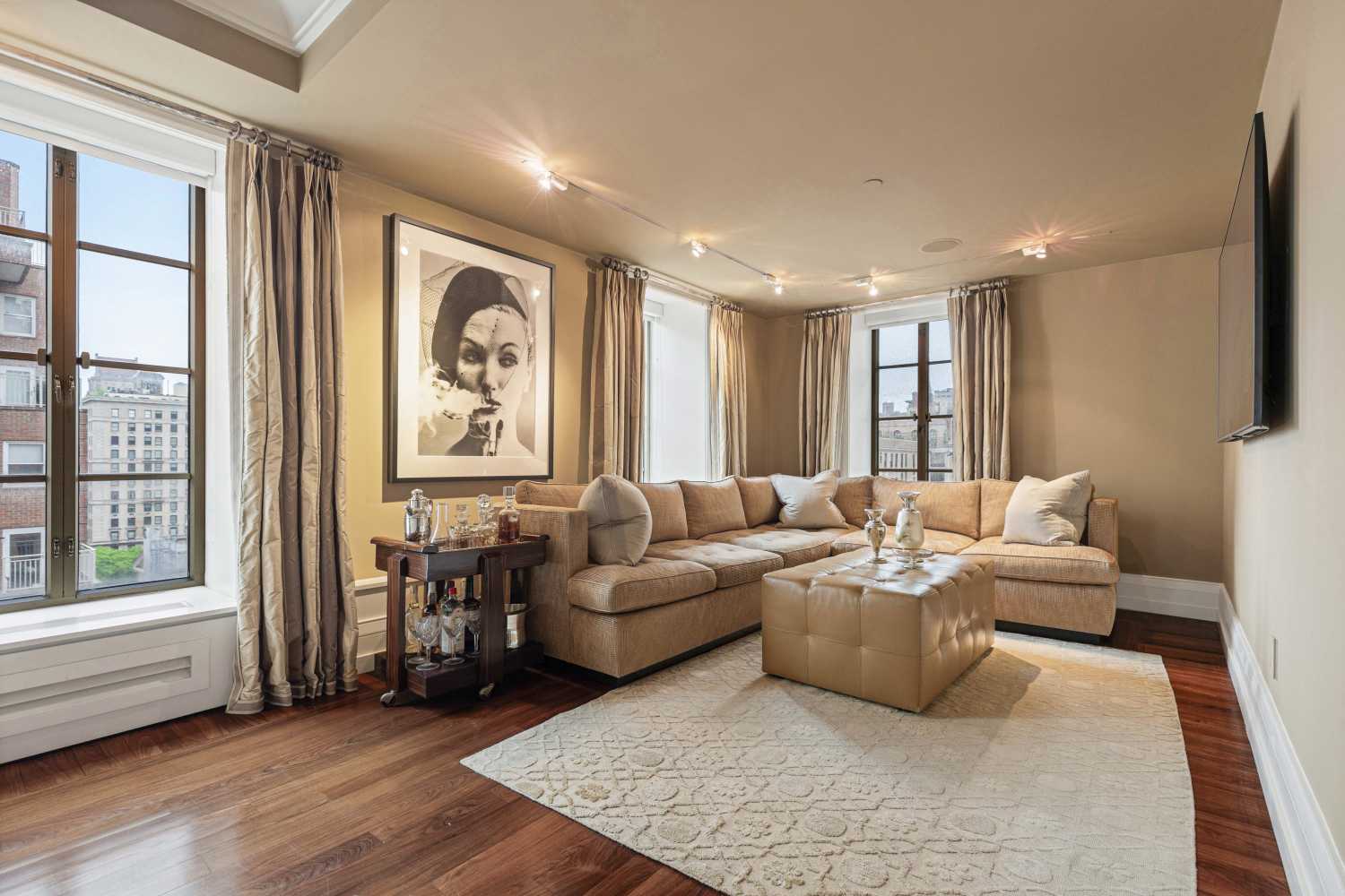 Manhattan, NY 10065,140 E 63RD Street #11A