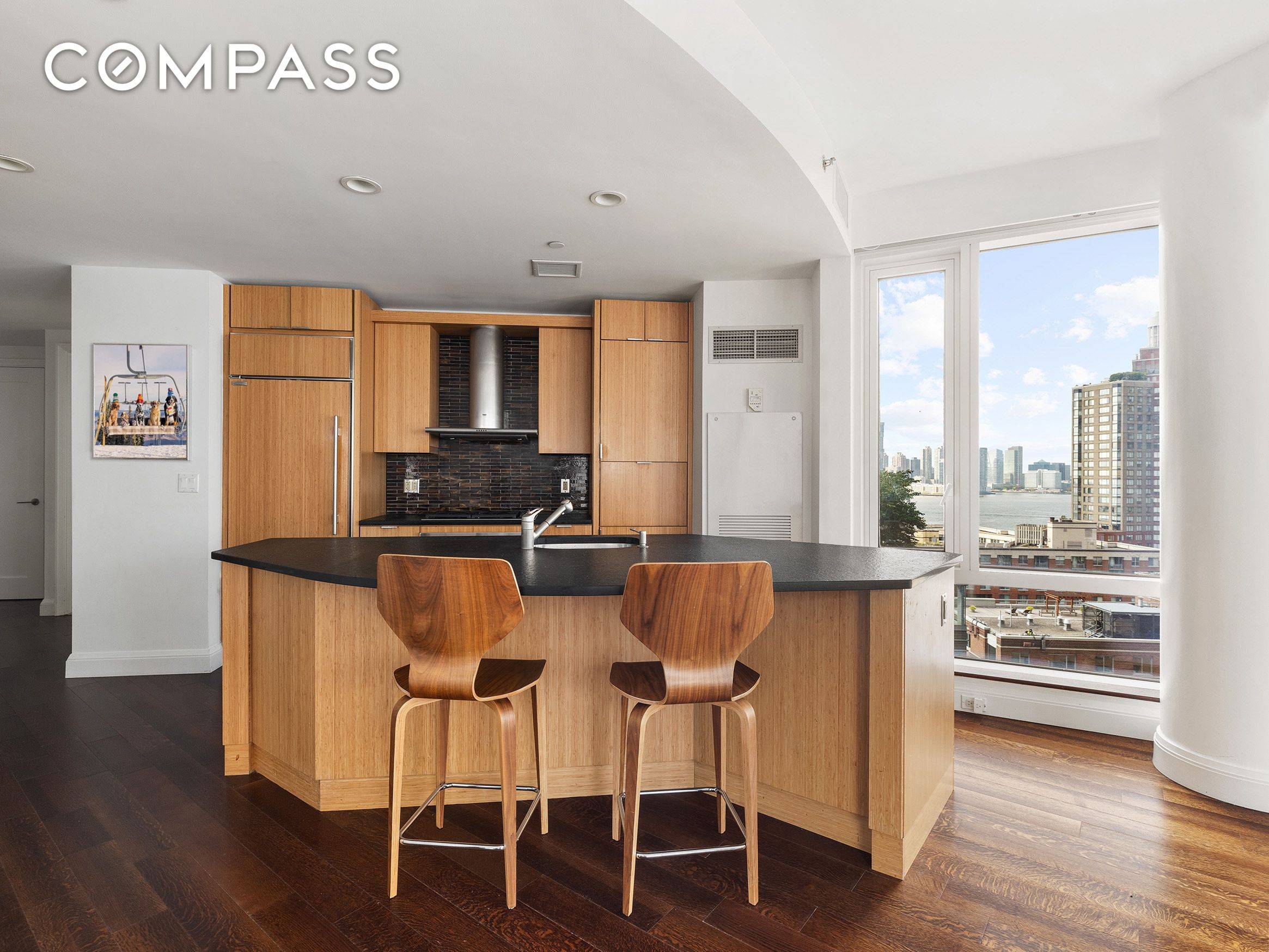 Manhattan, NY 10004,70 Little West Street #14B