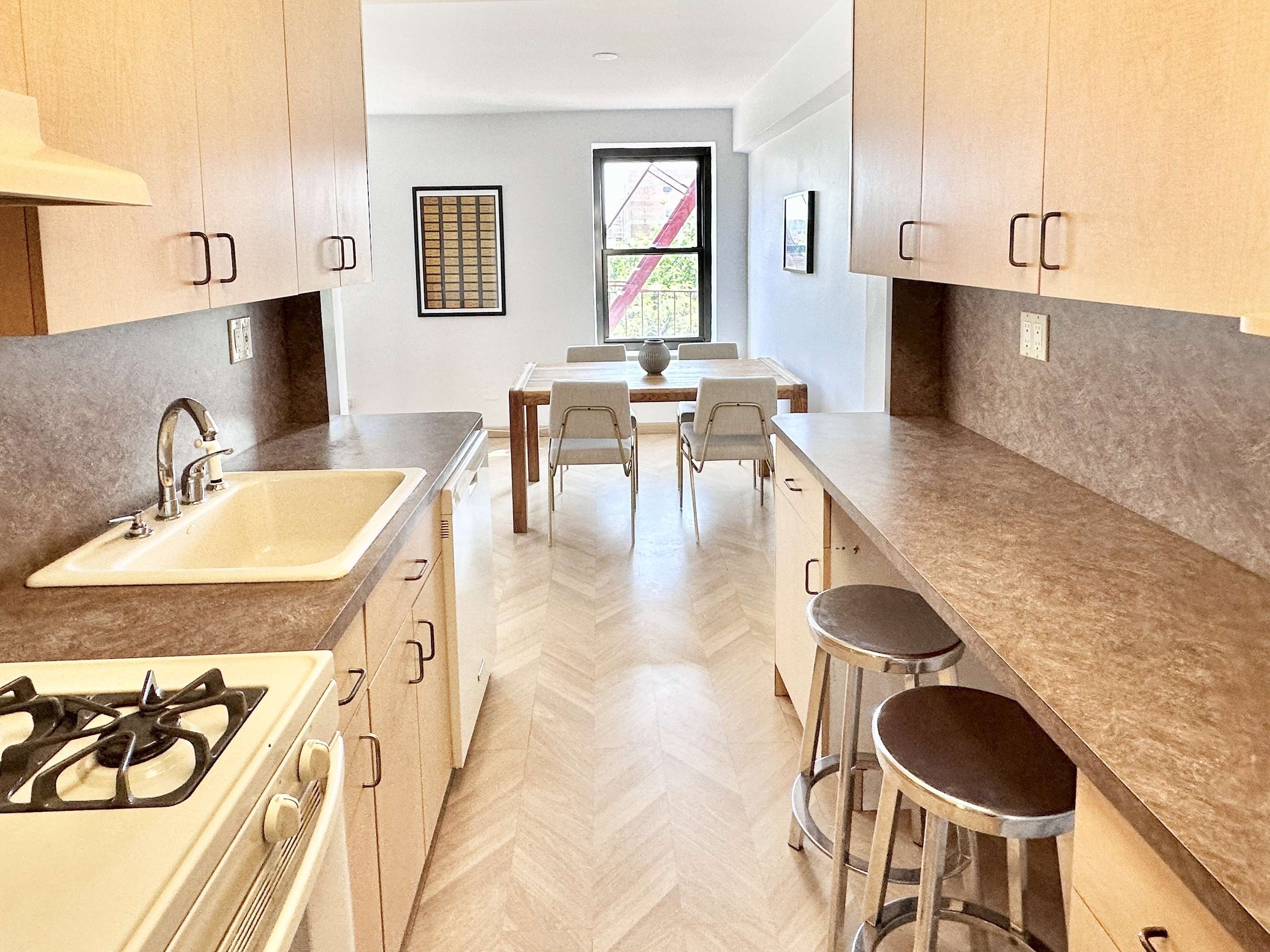 Queens, NY 11414,85-10 151st Avenue #5J