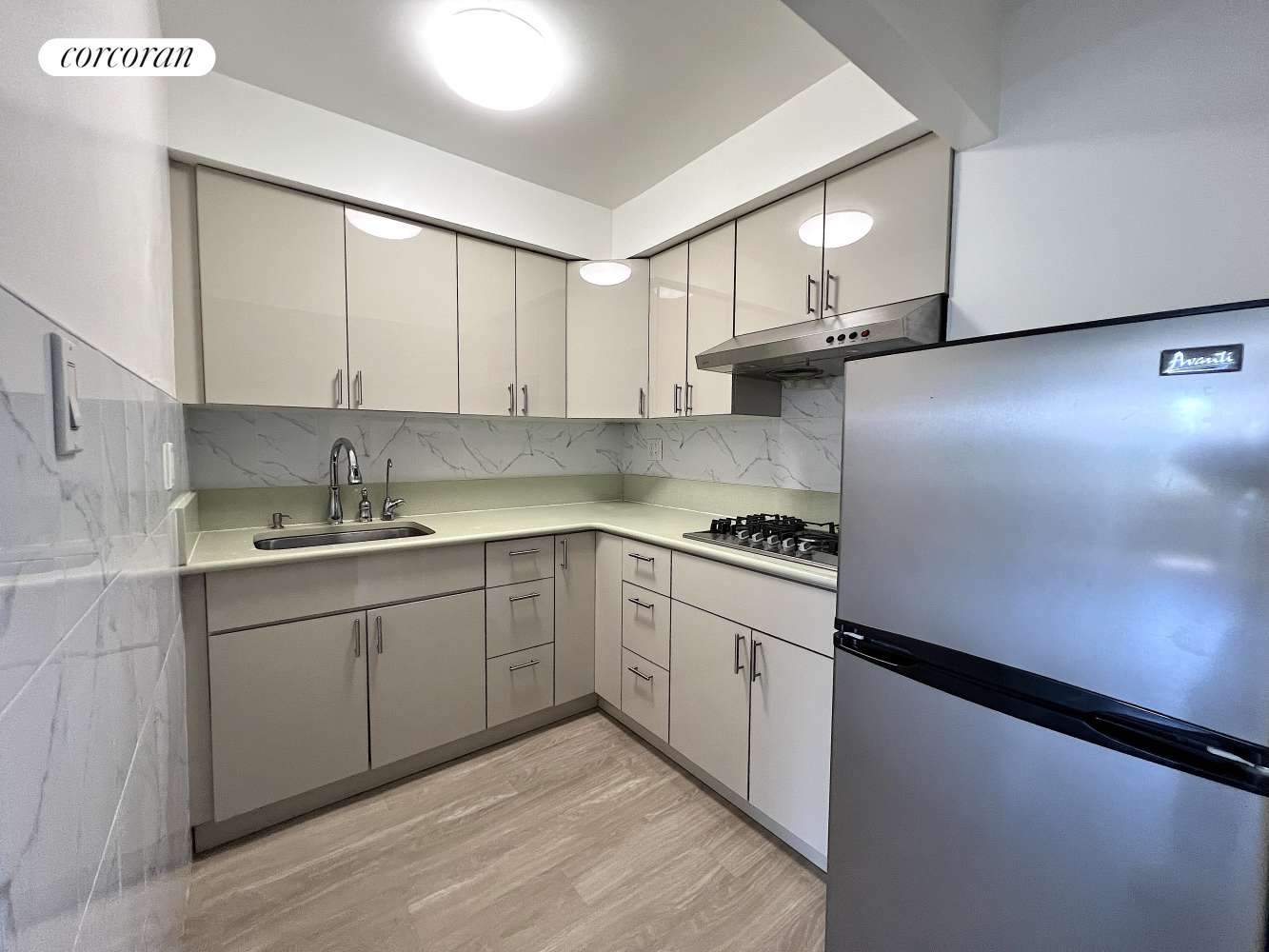 Manhattan, NY 10013,50 BAYARD Street #6T