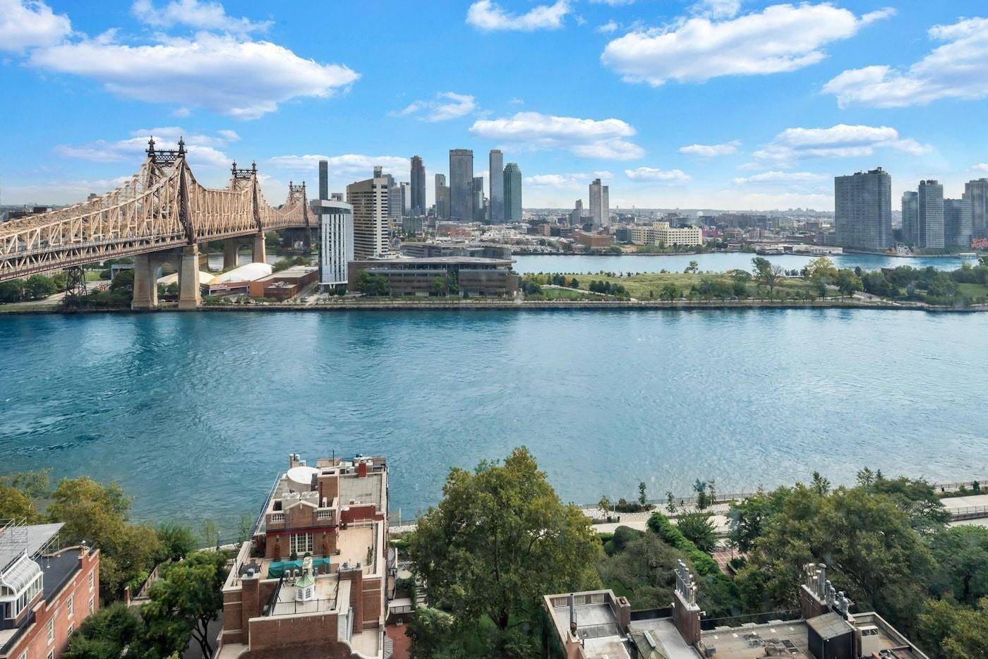 Manhattan, NY 10022,16 SUTTON Place #19B