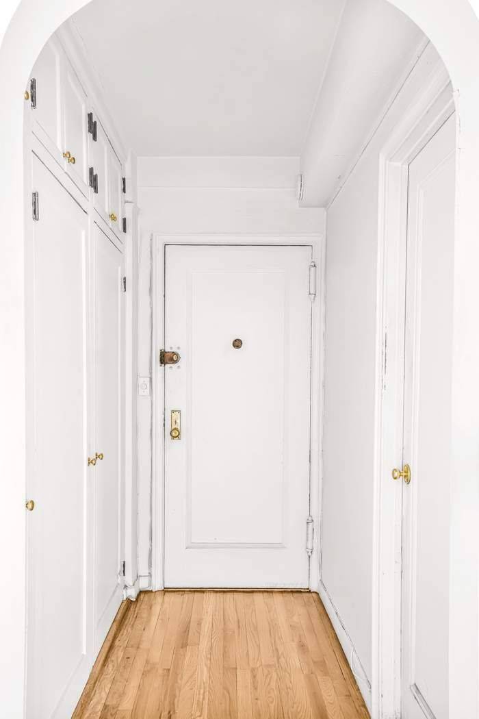 Manhattan, NY 10014,299 W 12th Street #8A