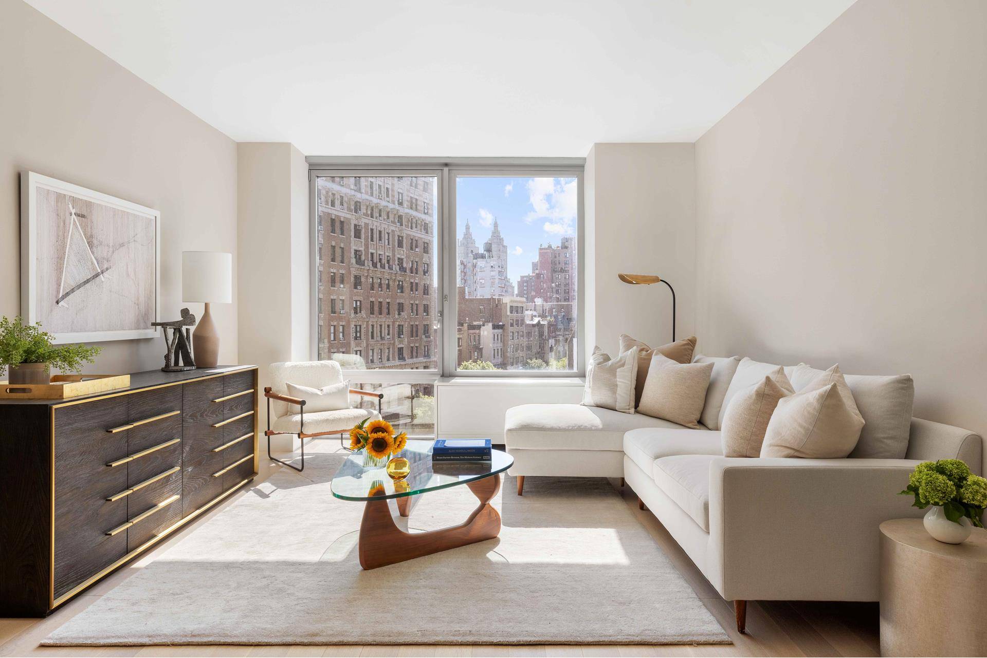Manhattan, NY 10023,212 W 72ND Street #3J