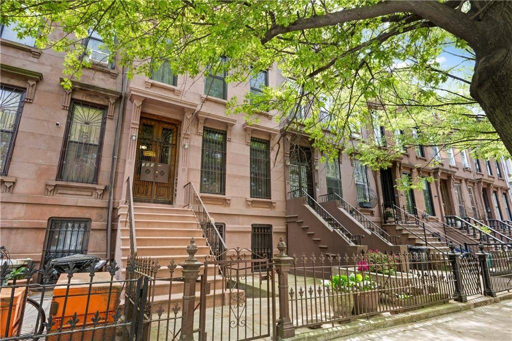 Brooklyn, NY 11221,380 Monroe Street