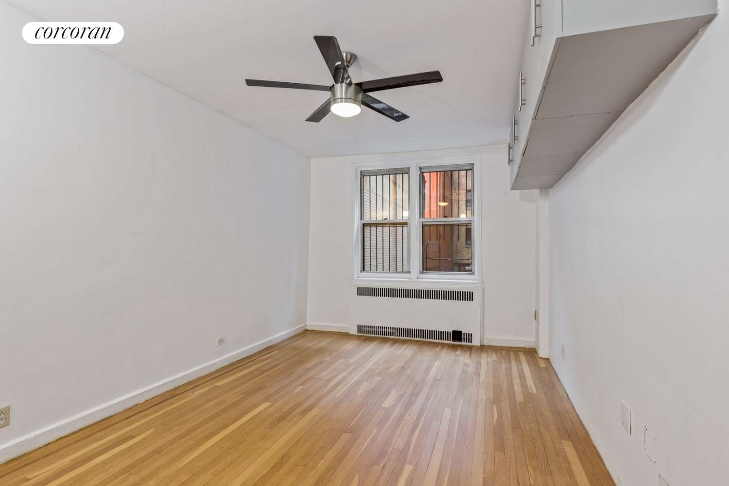Manhattan, NY 10019,305 W 52ND Street #1K